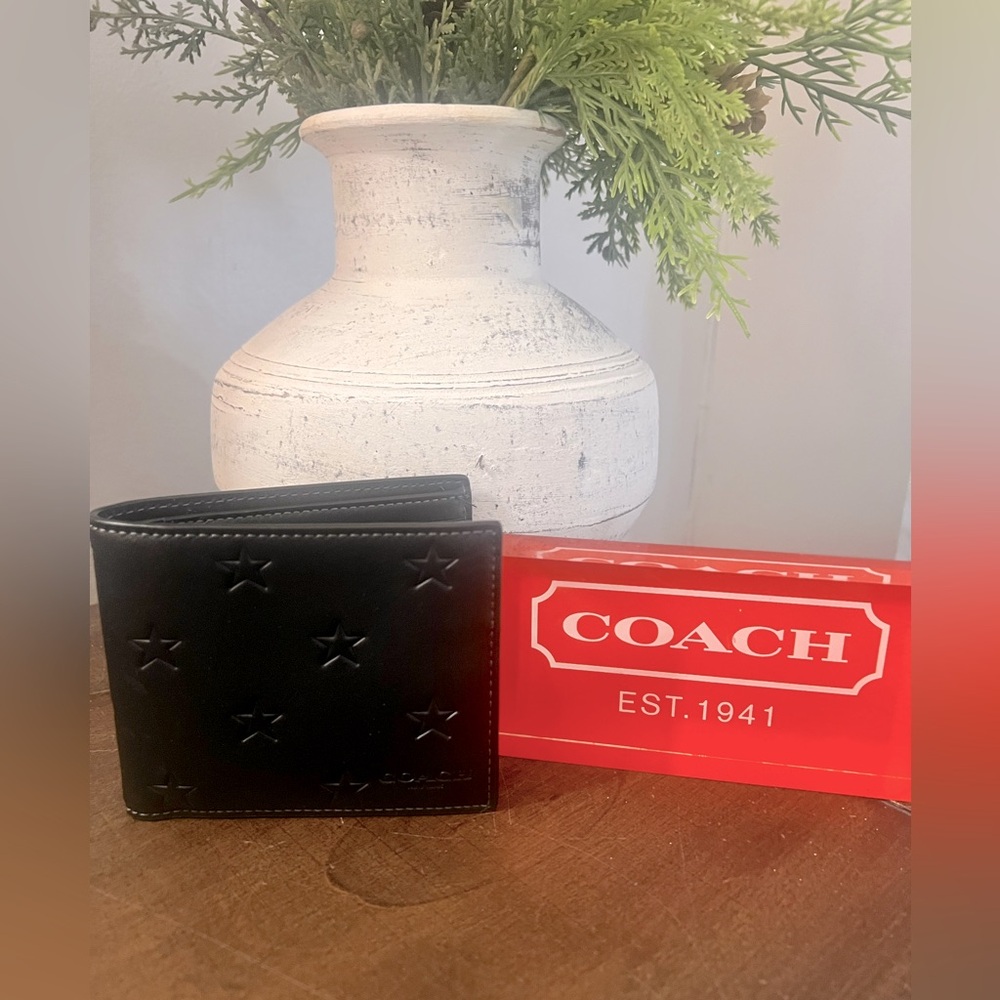 Coach Men’s Wallet (Star Print) - Picture 9 of 9